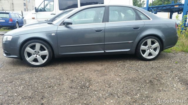 Audi A4, Saloon | 5