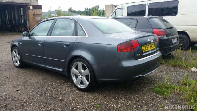 Audi A4, Saloon | 7