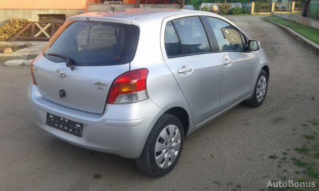 Toyota Yaris | 3