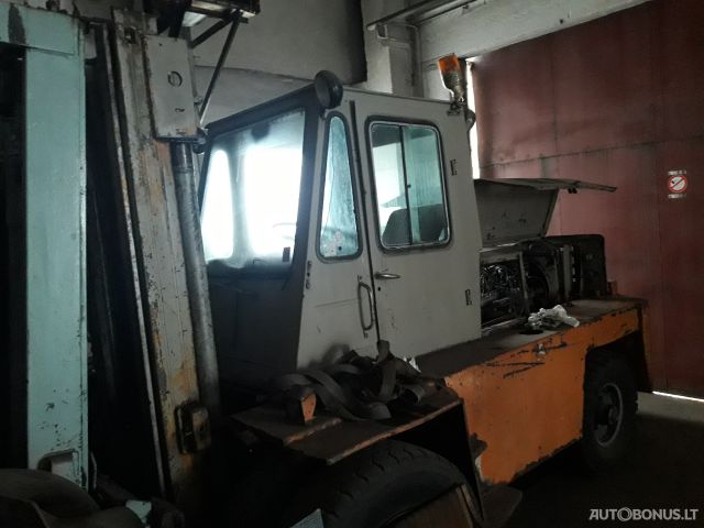 GAZ 40814, Fork loader | 1