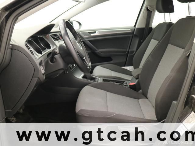 Volkswagen Golf | 1