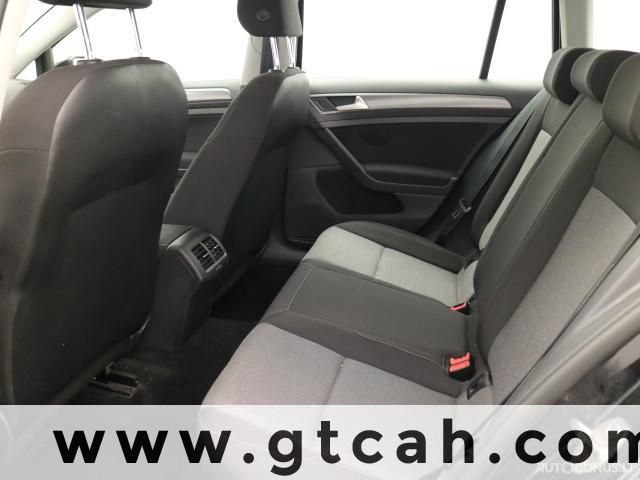 Volkswagen Golf | 2