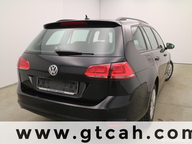 Volkswagen Golf | 3