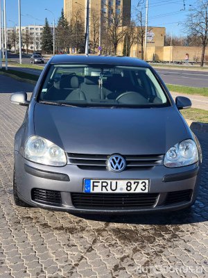 Volkswagen Golf | 3