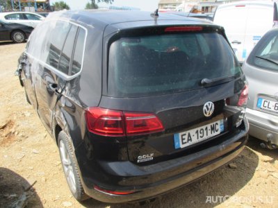 Volkswagen Golf | 2