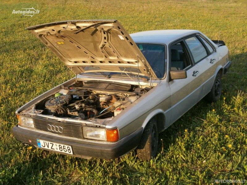 Audi 80, Седан | 10