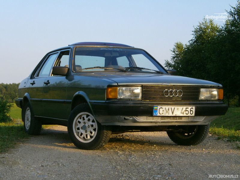 Audi 80, Седан | 4