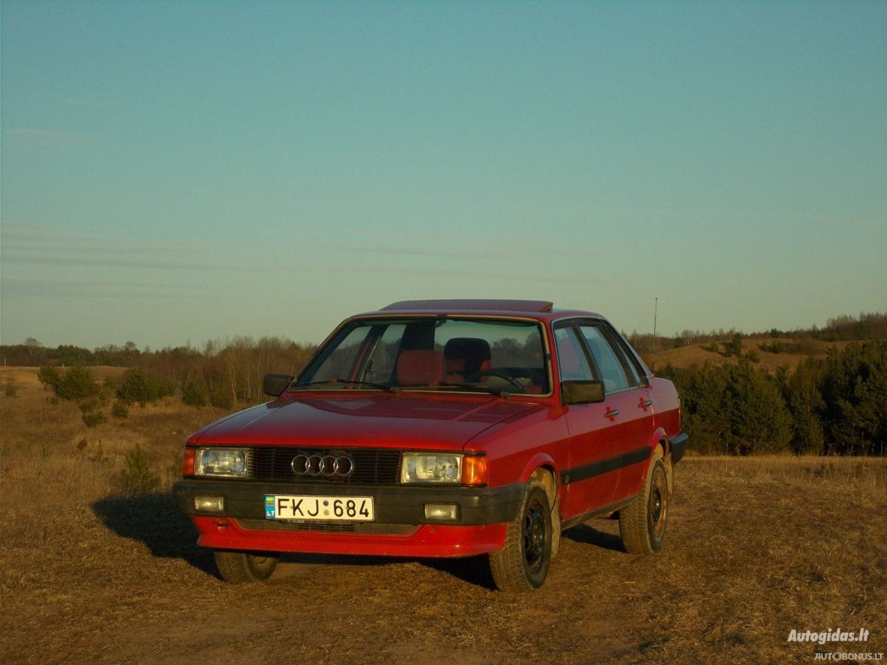 Audi 80, Saloon