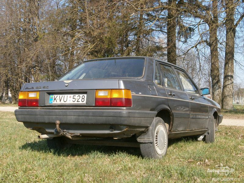 Audi 80, Седан | 11