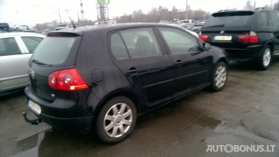 Volkswagen Golf | 3
