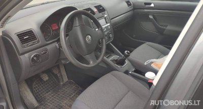 Volkswagen Golf | 3