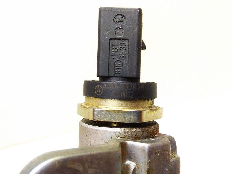 Mercedes-Benz E300, Sedanas | 3