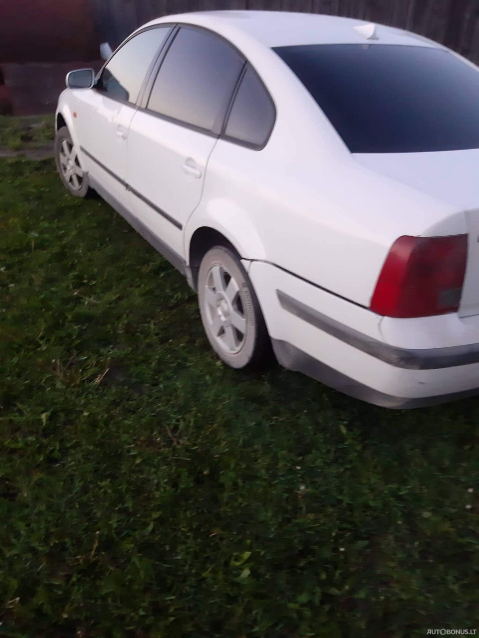 Volkswagen Passat, Saloon | 2