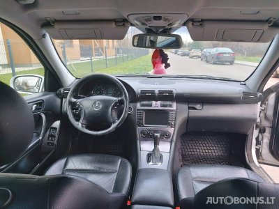 Mercedes-Benz C270 | 3