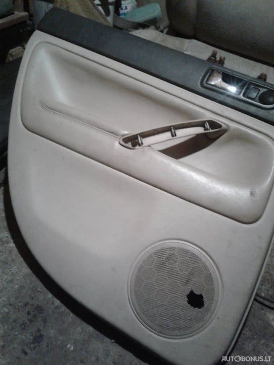 Volkswagen Passat, Sedanas | 9