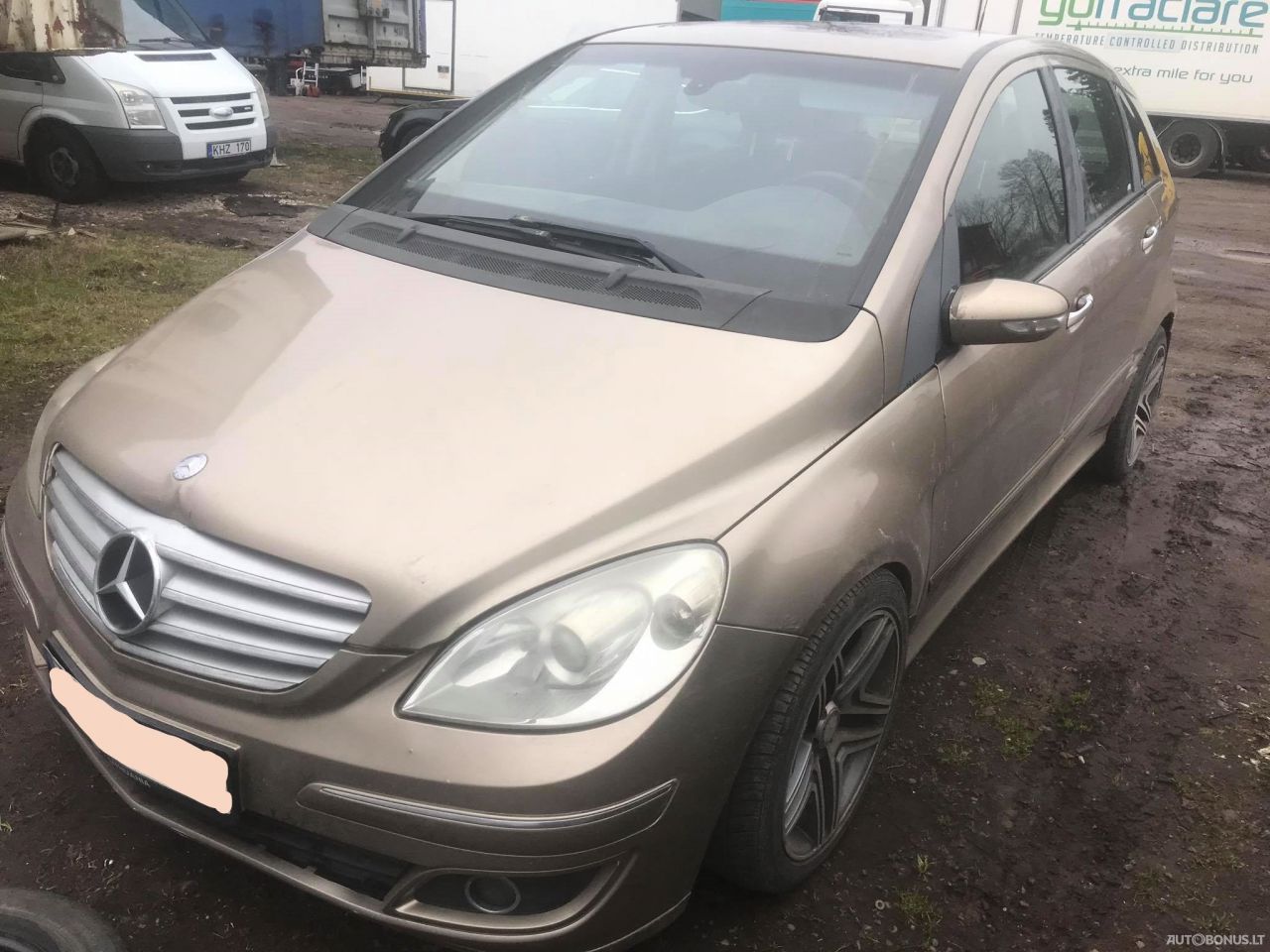 Mercedes-Benz B180, Hatchback | 2