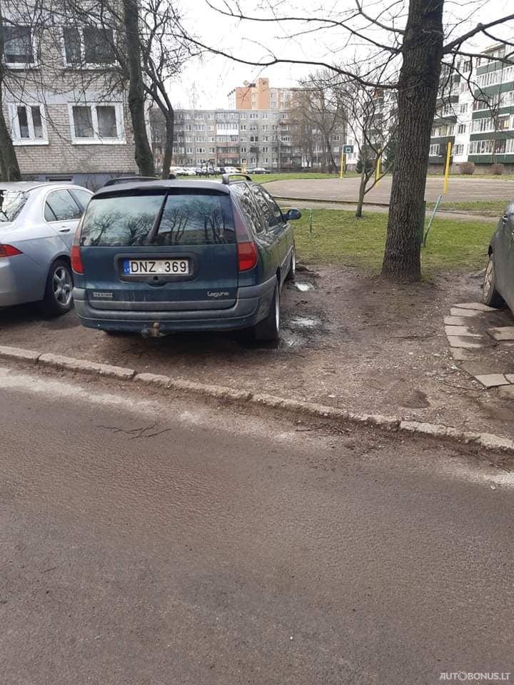 Renault Laguna, Universalas | 2