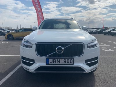 Volvo XC90 | 1