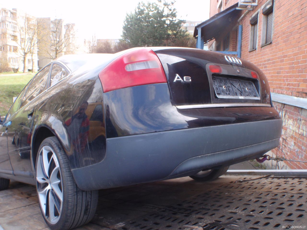 Audi A6, Saloon