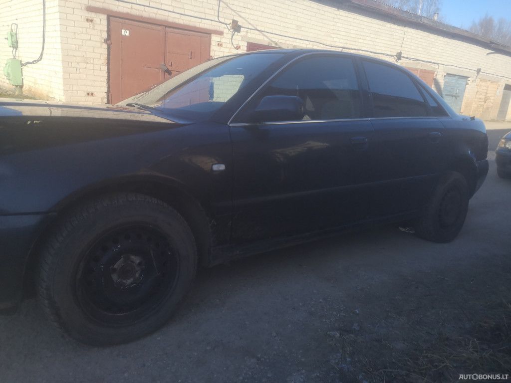 Audi A4, Saloon | 1