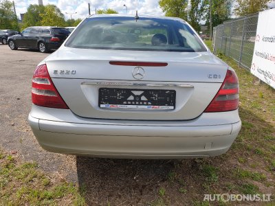 Mercedes-Benz E220 | 3