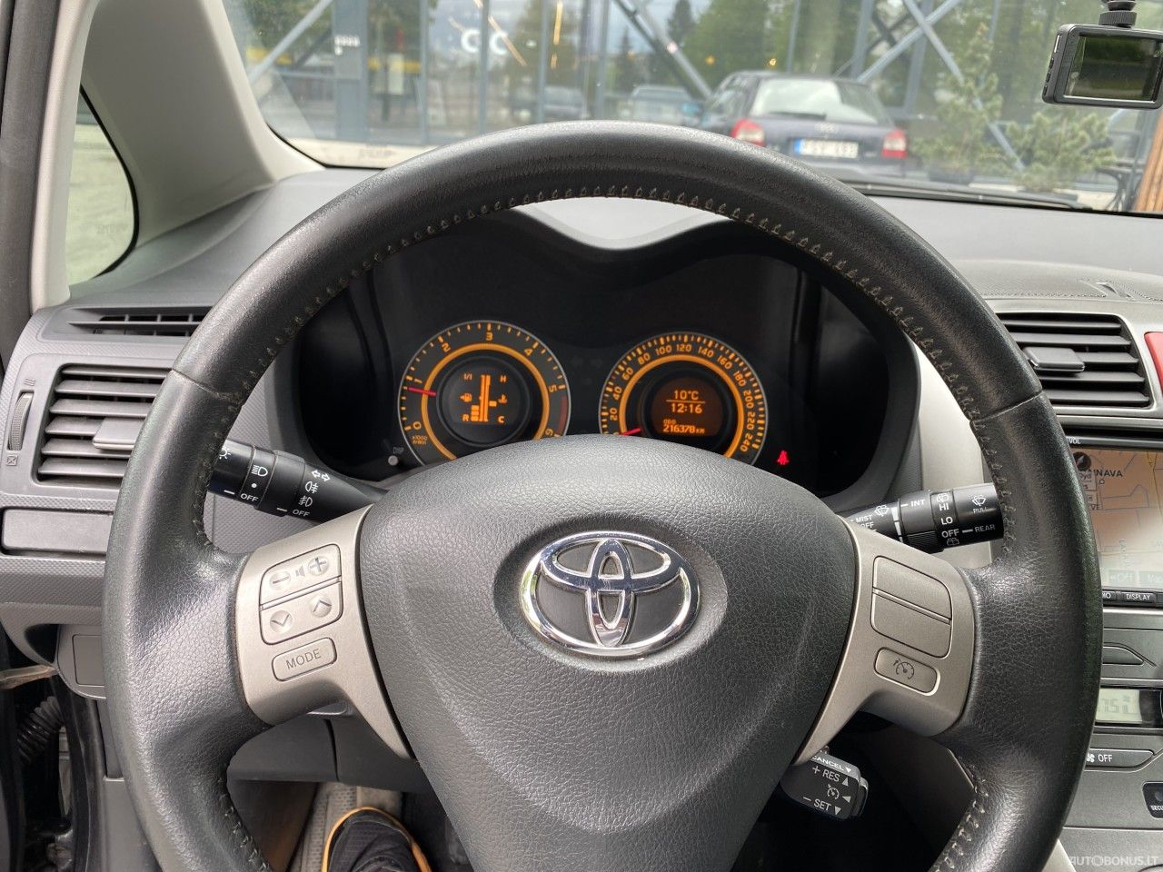 Toyota Auris | 7