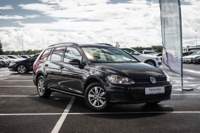 Volkswagen Golf | 1