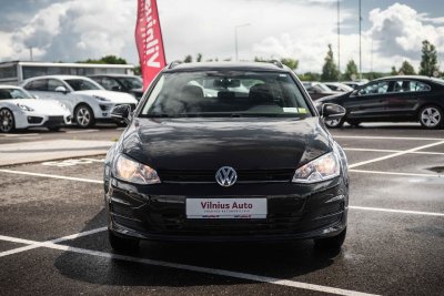 Volkswagen Golf | 2
