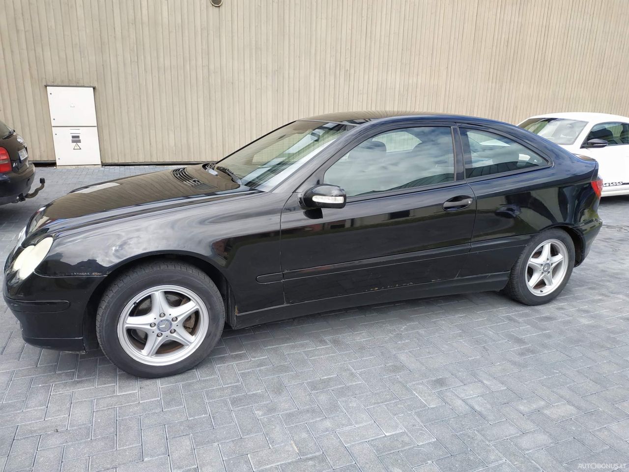 Mercedes-Benz C220 | 2
