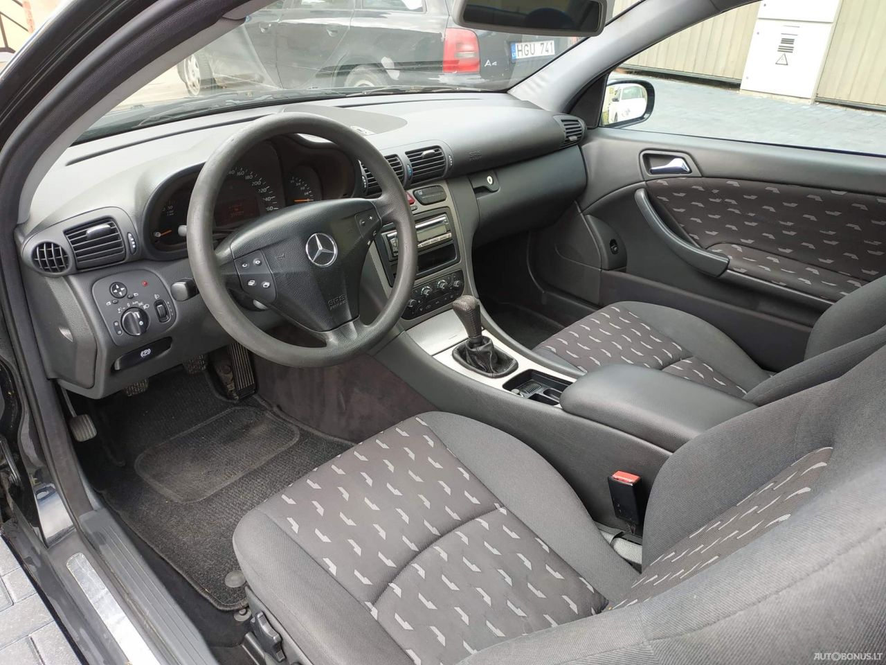 Mercedes-Benz C220 | 6