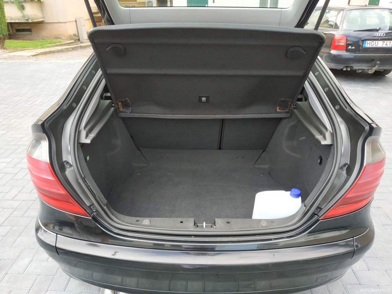 Mercedes-Benz C220 | 7