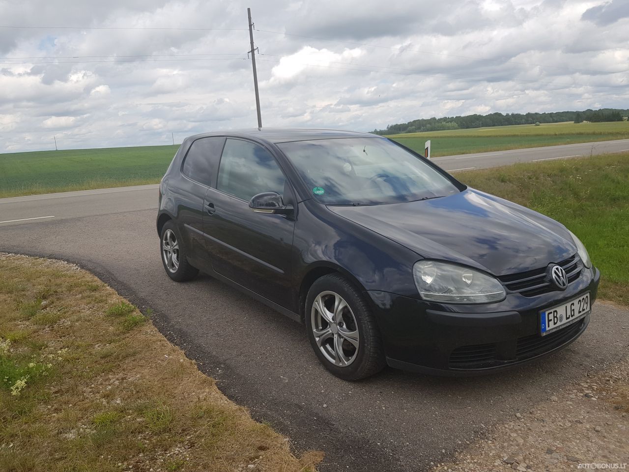 Volkswagen Golf | 3
