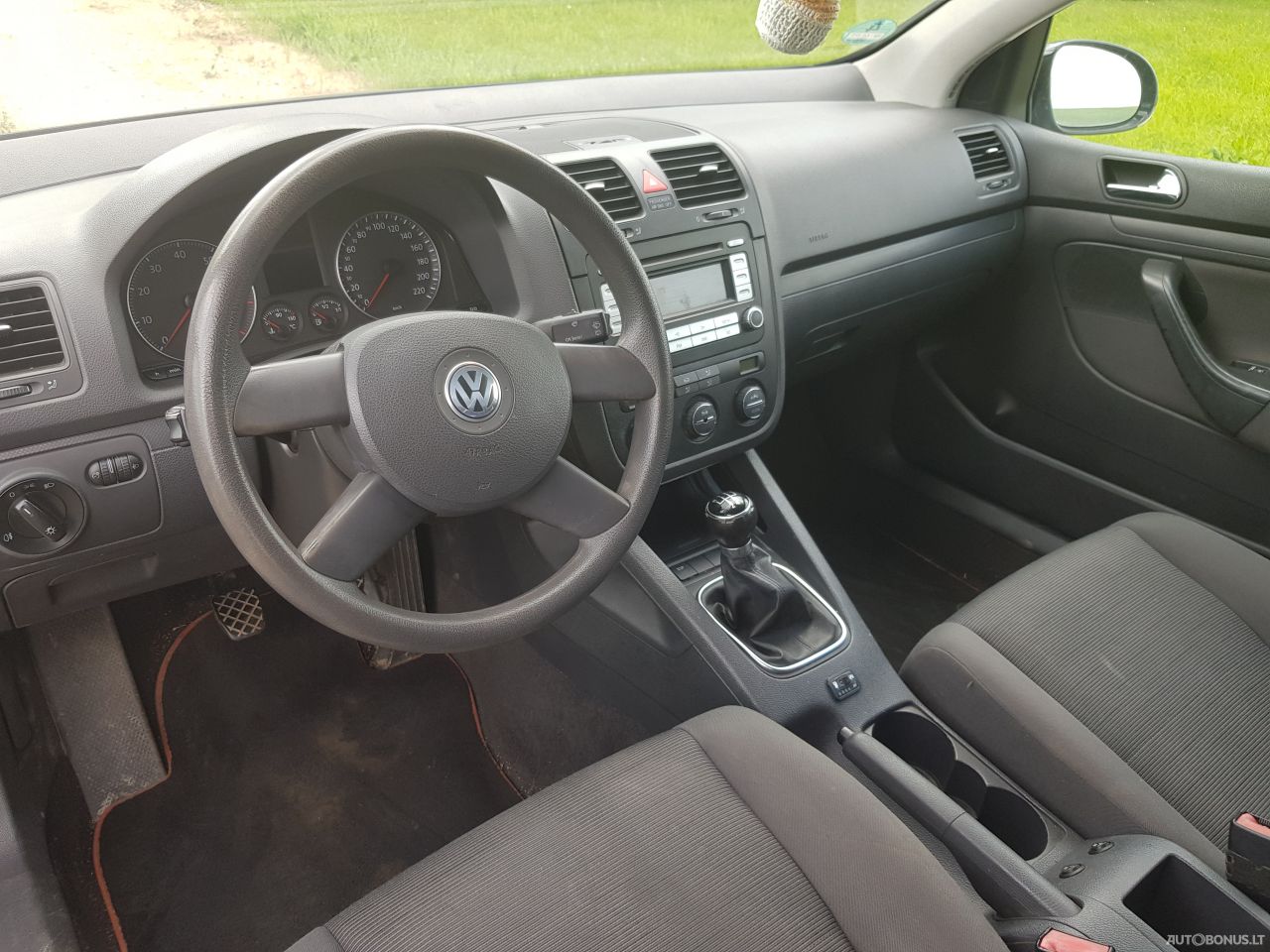 Volkswagen Golf | 2