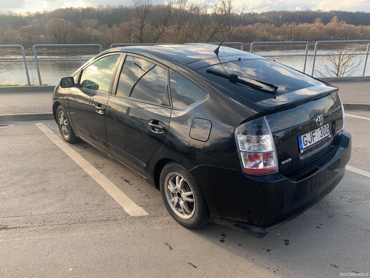 Toyota Prius | 3