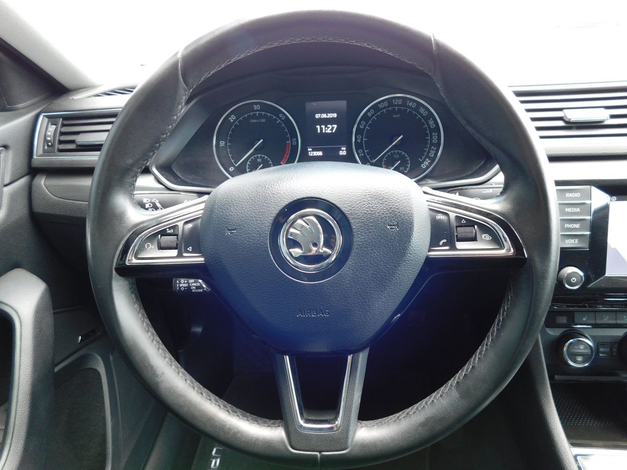 Skoda Superb | 10