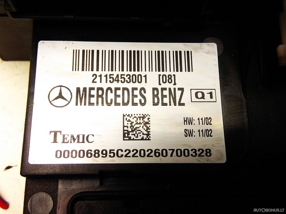 Mercedes-Benz E220, Sedanas | 5