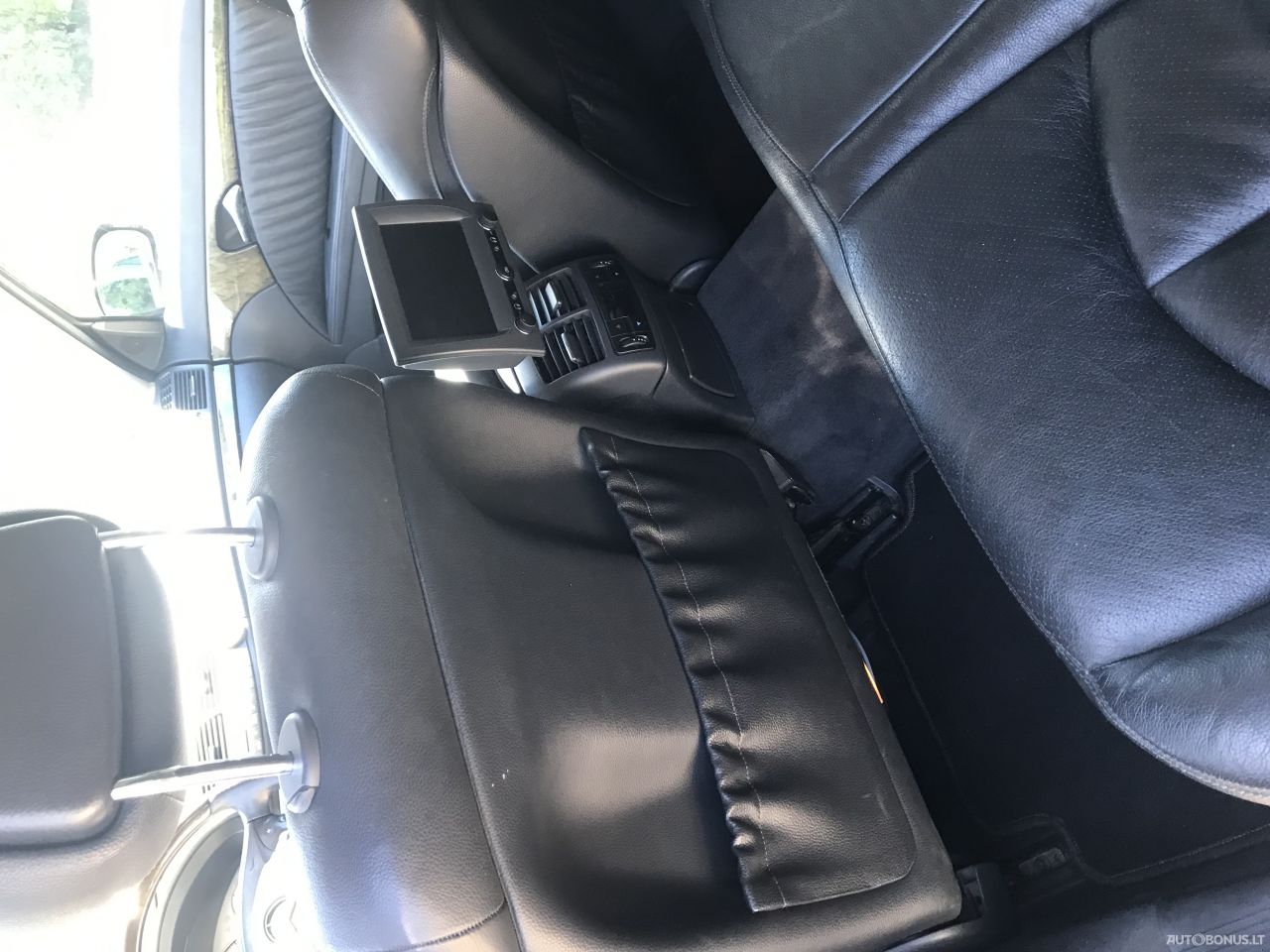 Mercedes-Benz E280 | 4