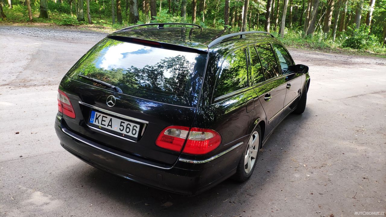 Mercedes-Benz E320 | 2