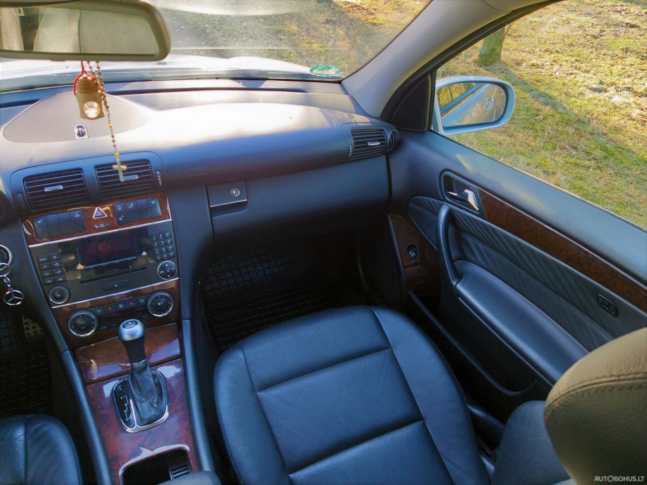 Mercedes-Benz C220 | 8