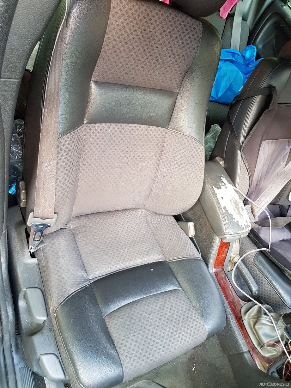 Volvo V70 | 9