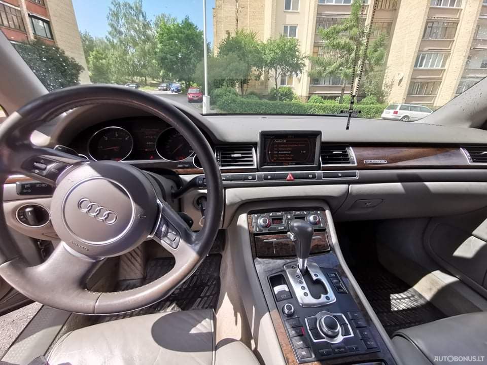 Audi A8 | 11
