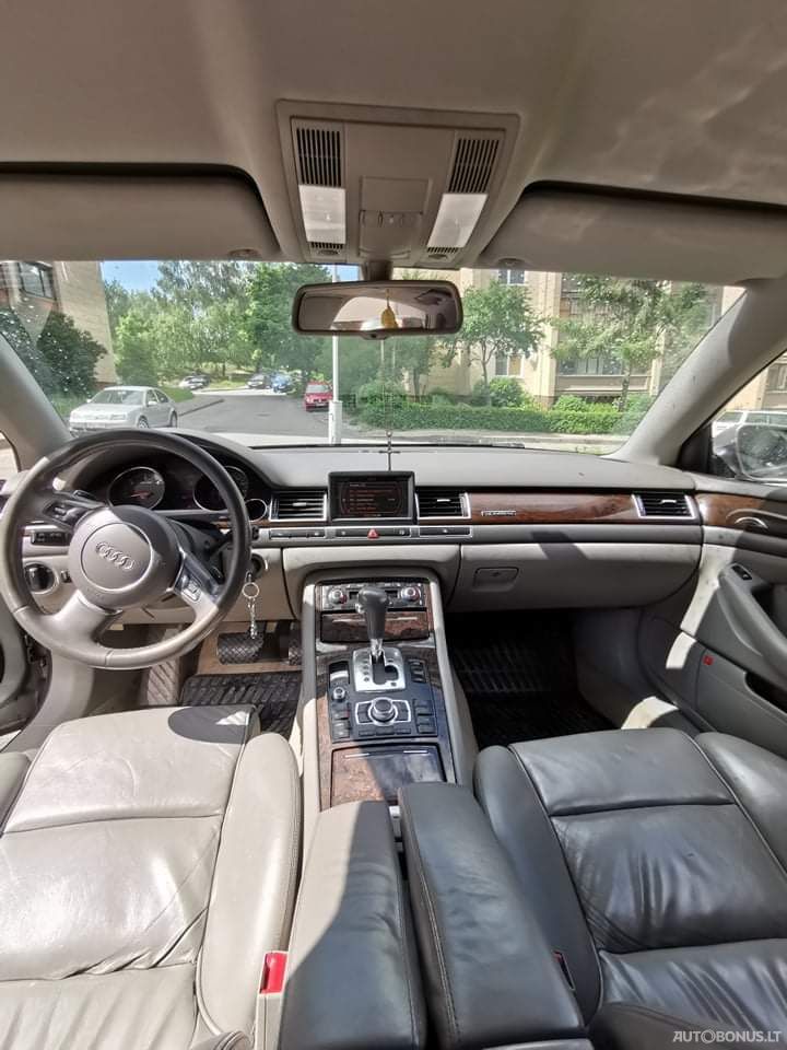 Audi A8 | 4
