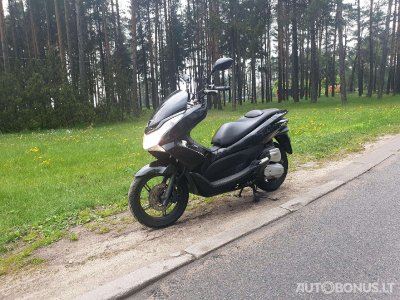 Honda PCX, Moped/Motor-scooter