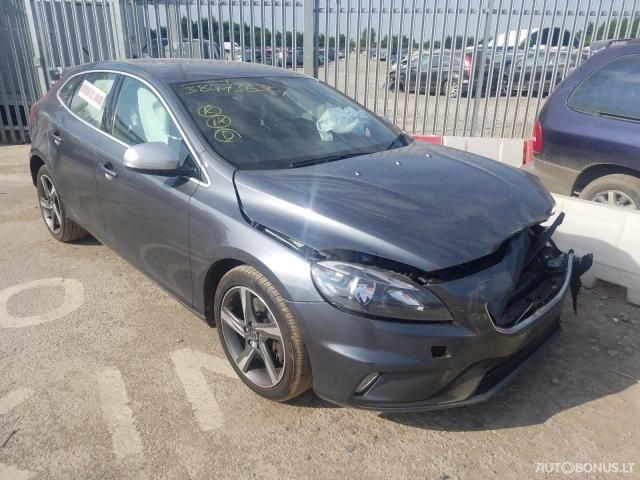 Volvo V40, Universalas | 1