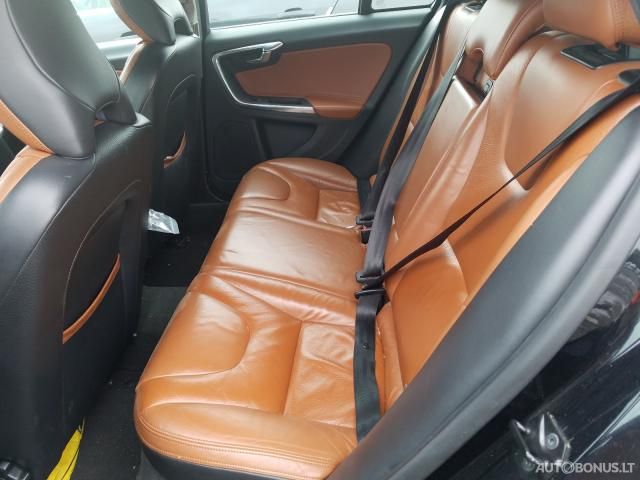 Volvo V60, Universalas | 4
