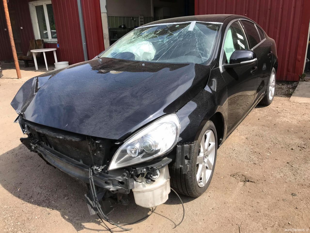 Volvo S60, Седан | 1