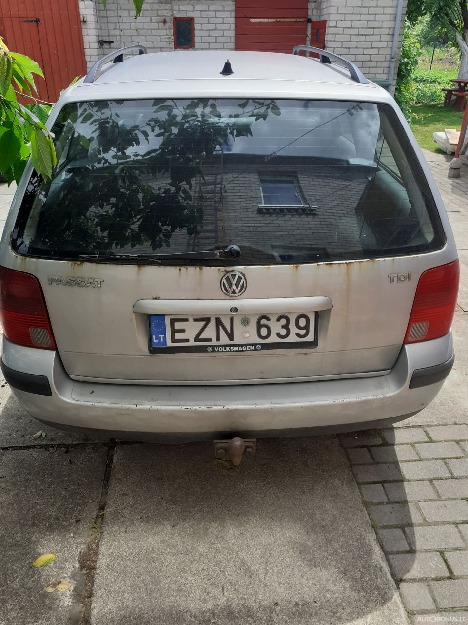 Volkswagen Passat, Universalas