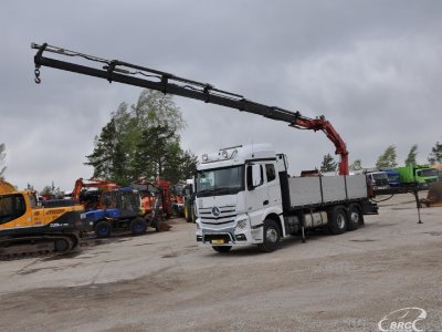 Mercedes-Benz Actros 2551 crane Ferrari F726, Su kranu | 1