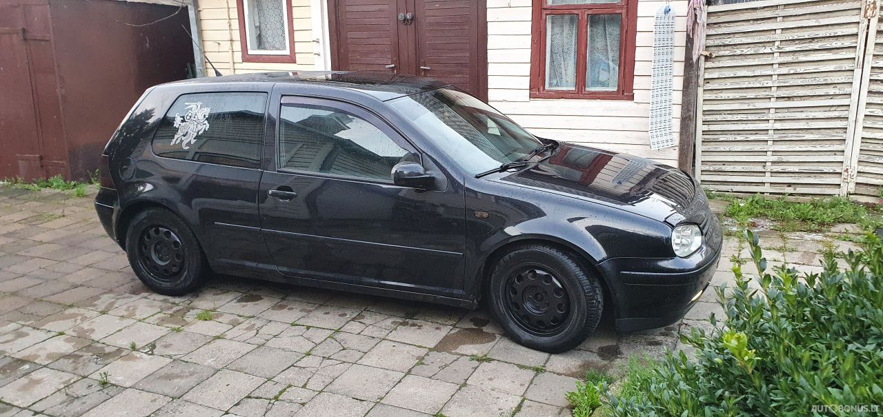 Volkswagen Golf | 2