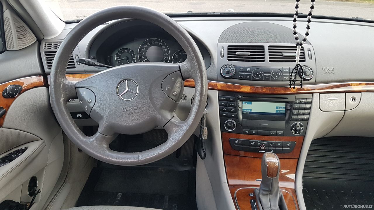 Mercedes-Benz E280 | 1